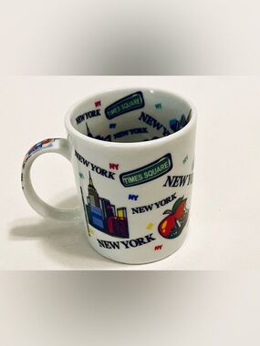 New York Souvenir Ceramic Mug - Multicolor Print.